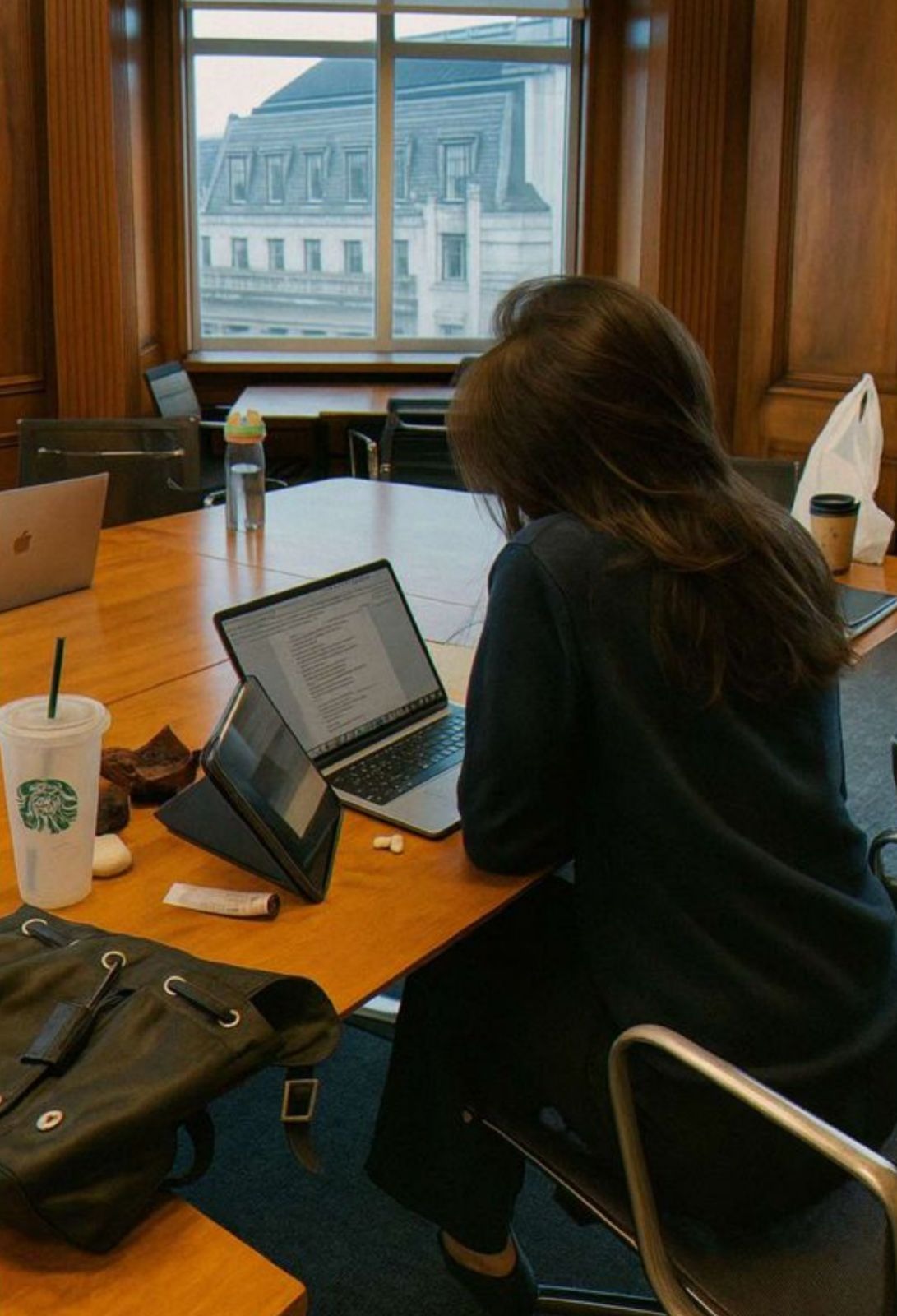 Tôi làm ở một công ty 9 năm và từng tin chỉ cần trung thành là đủ- Ảnh 3.