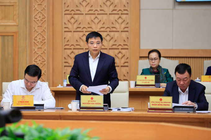 Bộ trưởng Tài chính Nguyễn Văn Thắng phát biểu tại phiên họp Chính phủ, ngày 4/3. Ảnh: VGP