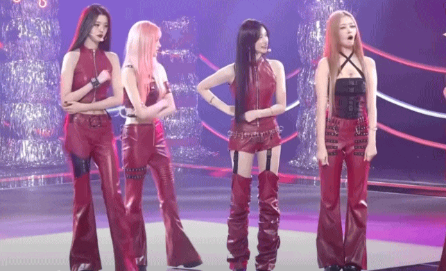 Mỹ nhân “hiểu chuyện đến đau lòng”: Nhan sắc thần thái không thua kém công chúa Kpop, phải lùi bước để nhường spotlight- Ảnh 2.