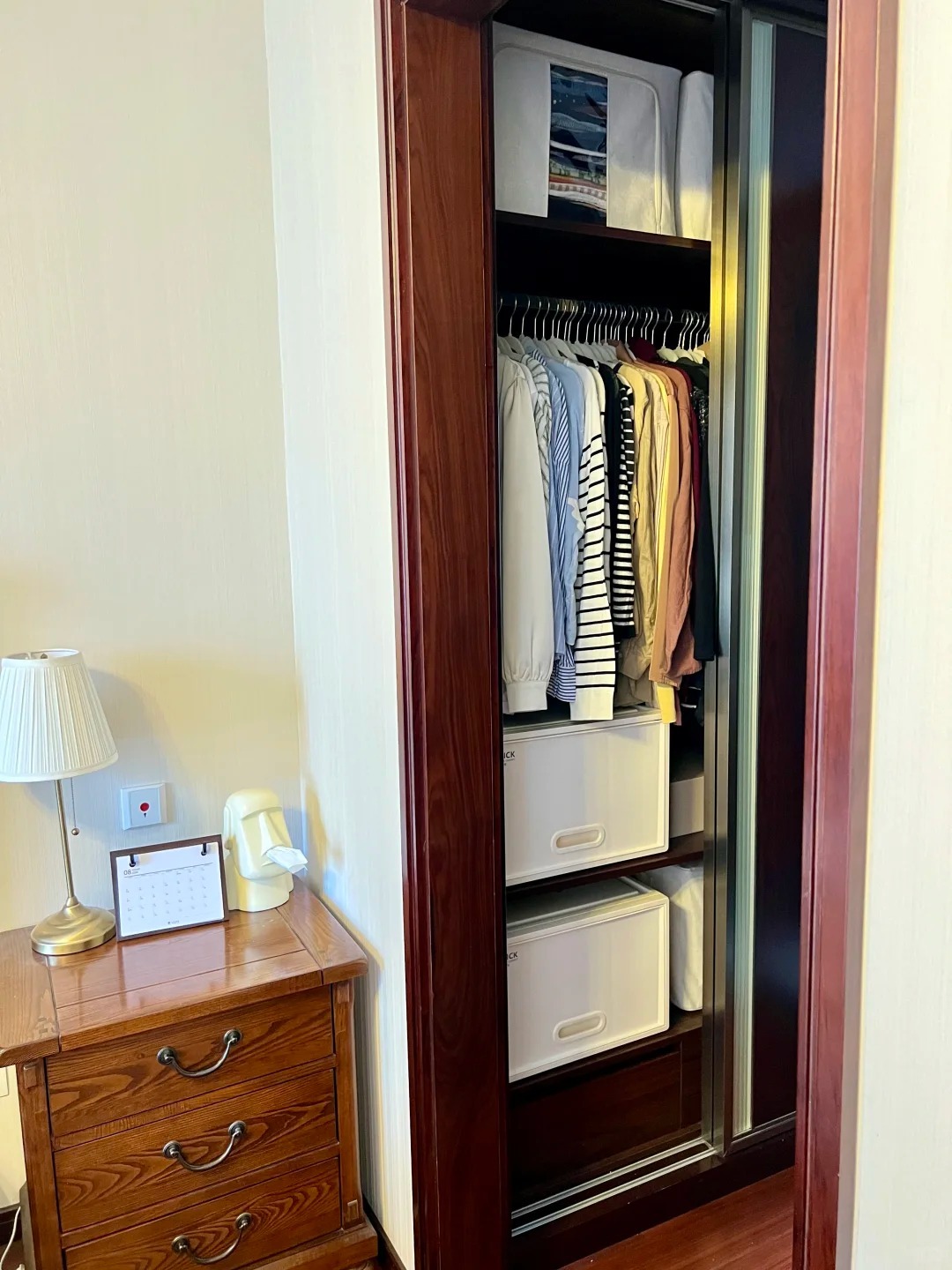 Đến năm 30 tuổi, tôi mới thấm thía lời mẹ dạy: Muốn nhà sạch, con phải biết buông...- Ảnh 2.