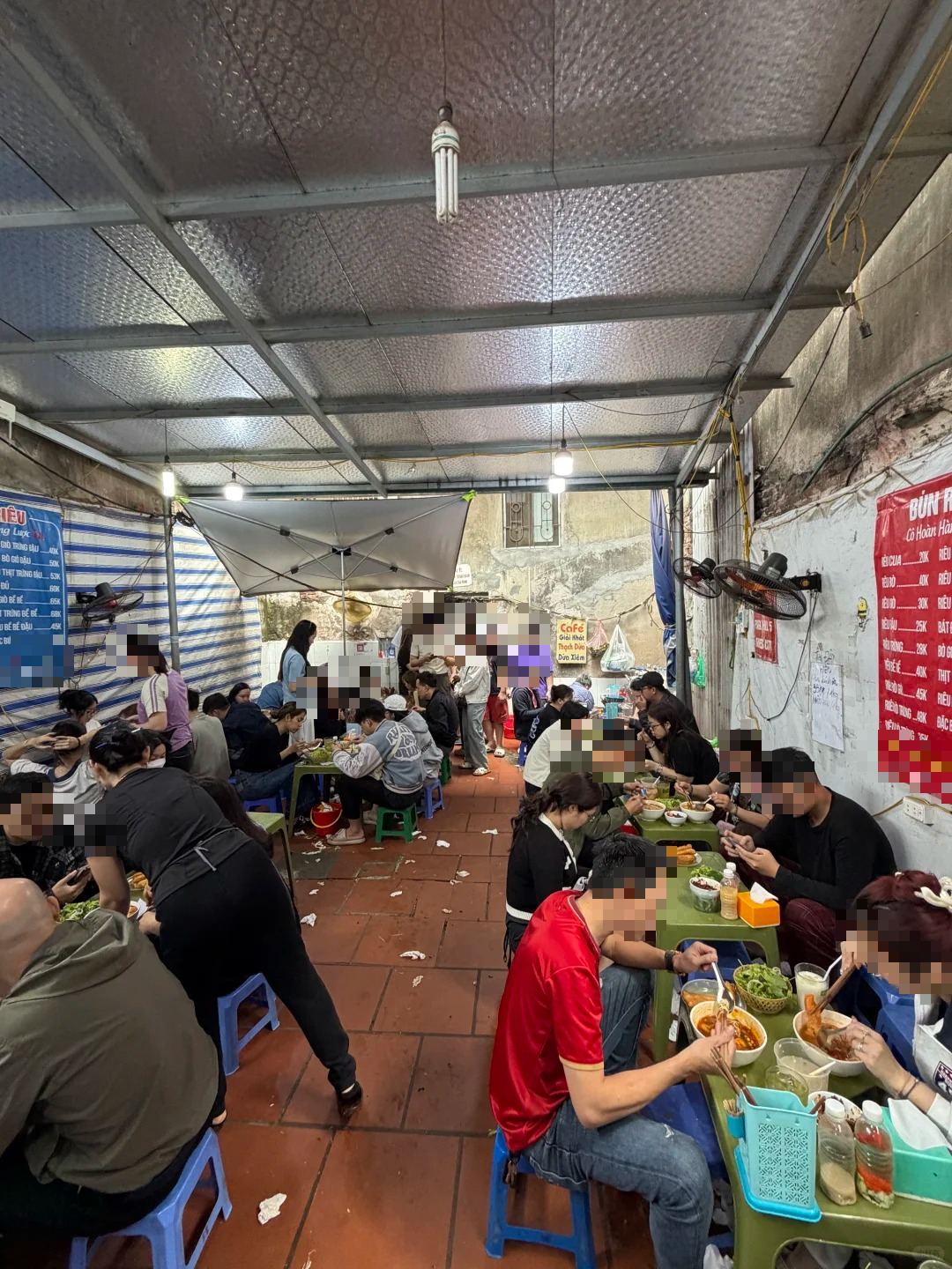 Ẩm thực vỉa hè Việt Nam bị chê trên MXH Trung Quốc và màn đáp trả 10 điểm tinh tế của netizen Việt- Ảnh 7.