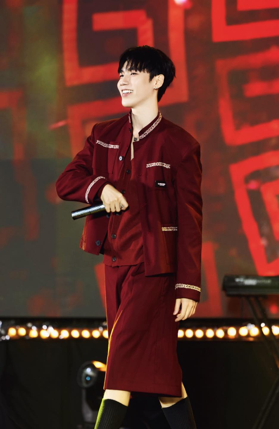 Fanmeeting của nam ca sĩ từng là sinh viên Học viện Cảnh sát: VNeID định danh mức 2 mới được check-in, vé 0 đồng hết sạch trong tích tắc- Ảnh 5.