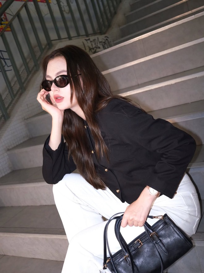 Bảng màu thời trang mùa xuân được làm dịu nhờ quần trắng tinh khôi- Ảnh 5. Bảng màu thời trang mùa xuân được làm dịu nhờ quần trắng tinh khôi- Ảnh 5.