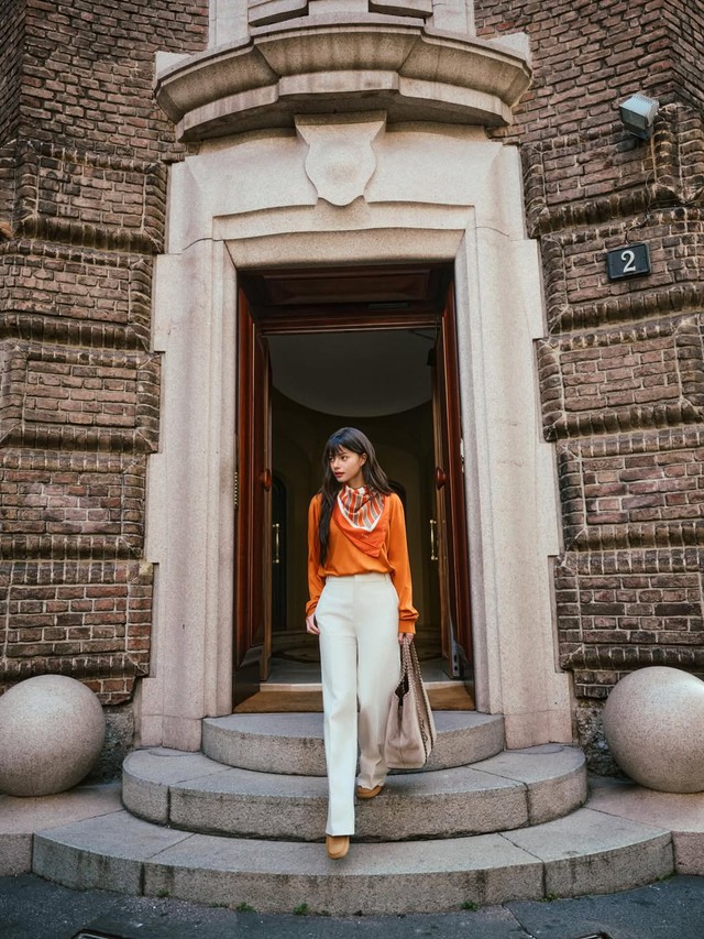 Bảng màu thời trang mùa xuân được làm dịu nhờ quần trắng tinh khôi- Ảnh 11. Bảng màu thời trang mùa xuân được làm dịu nhờ quần trắng tinh khôi- Ảnh 11.