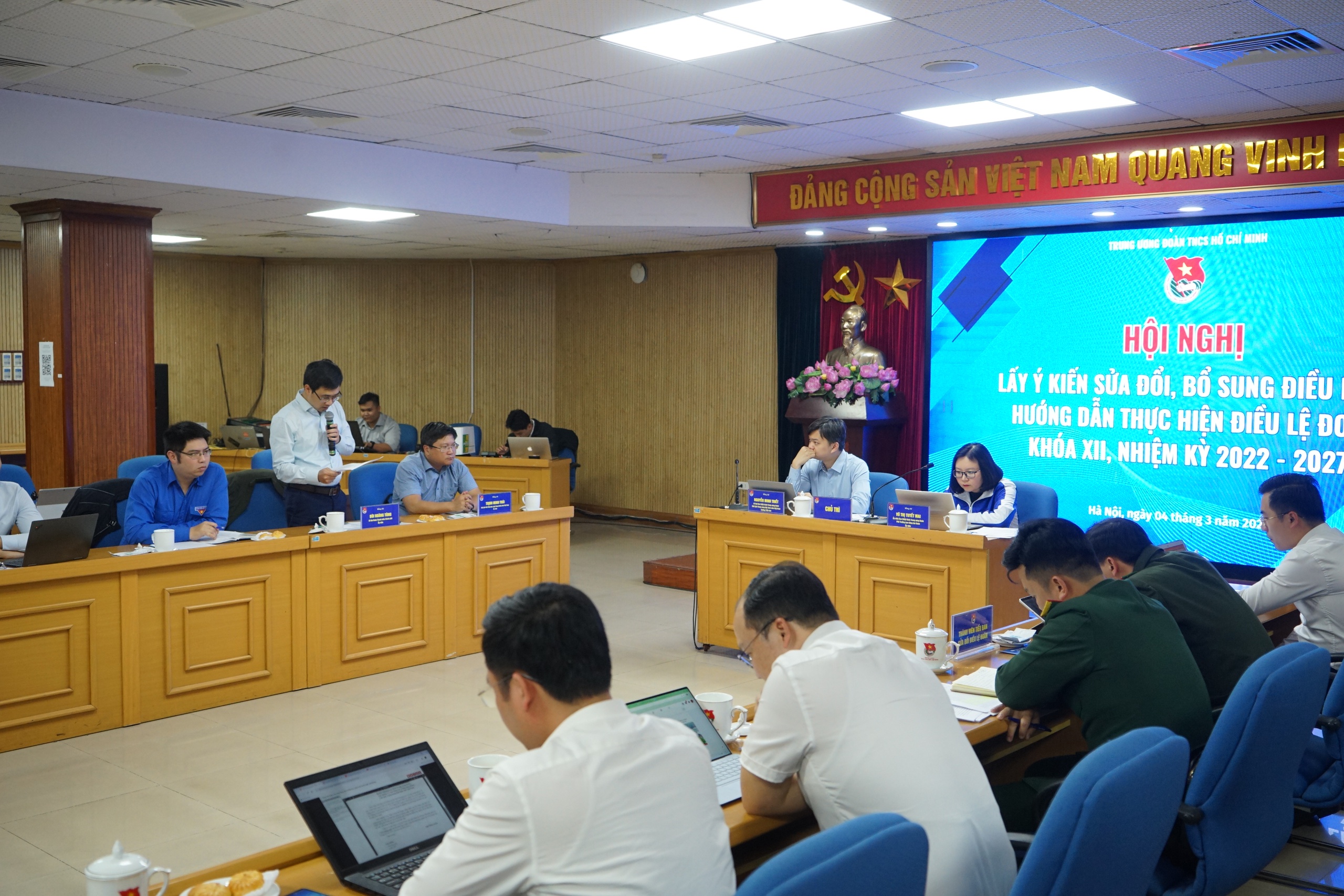 Sửa Điều lệ Đoàn: Không nên nâng cao tuổi Đoàn, đầu tư nhiều hơn cho Đoàn cơ sở 2 Đoàn - Ảnh 2.