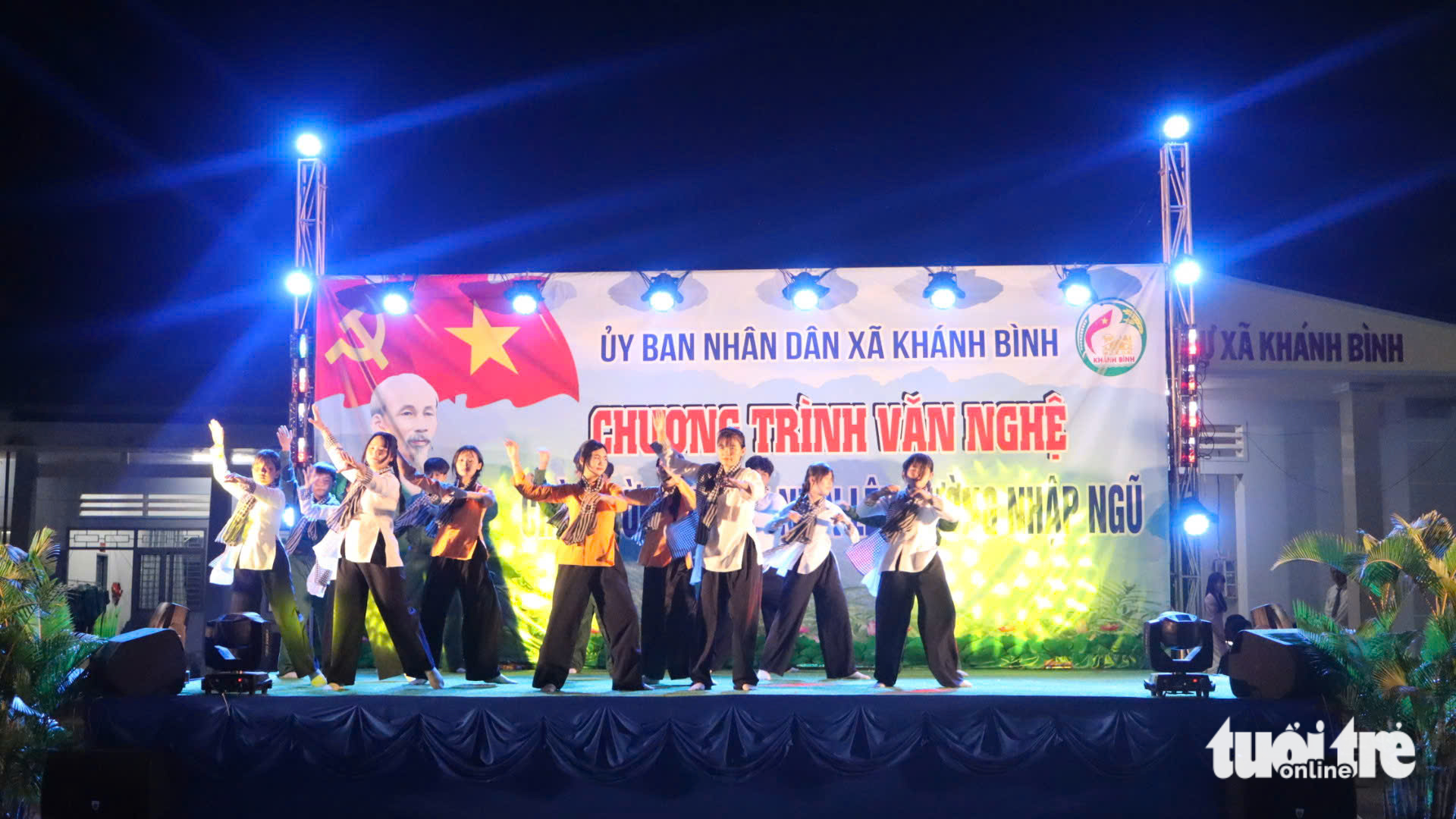 Đêm tiễn thanh niên vùng biên giới An Giang lên đường nhập ngũ - Ảnh 3.