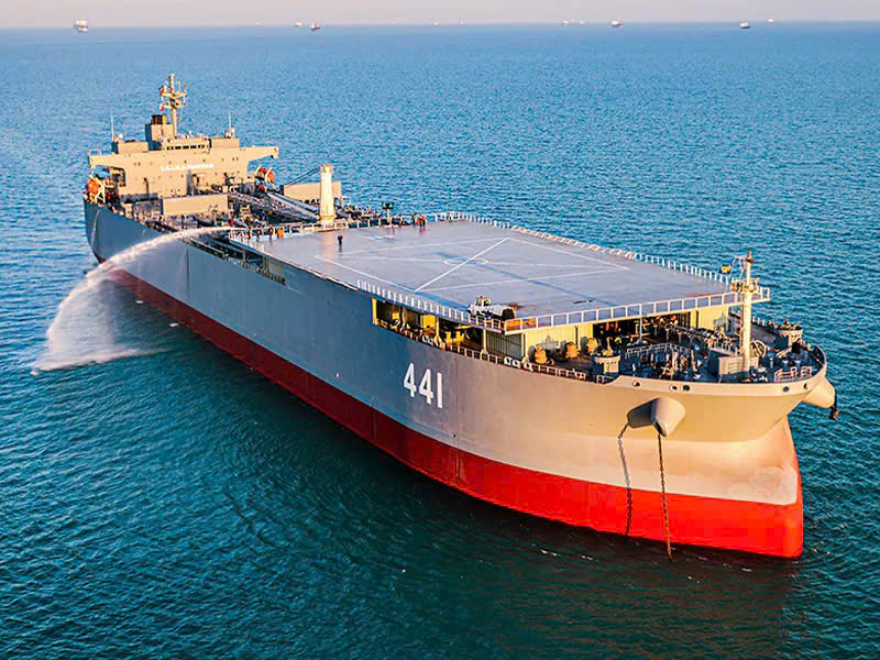 Ảnh vệ tinh hé lộ cảnh hoang tàn của Hải quân Iran sau đòn không kích từ Mỹ và Israel - Ảnh 4.