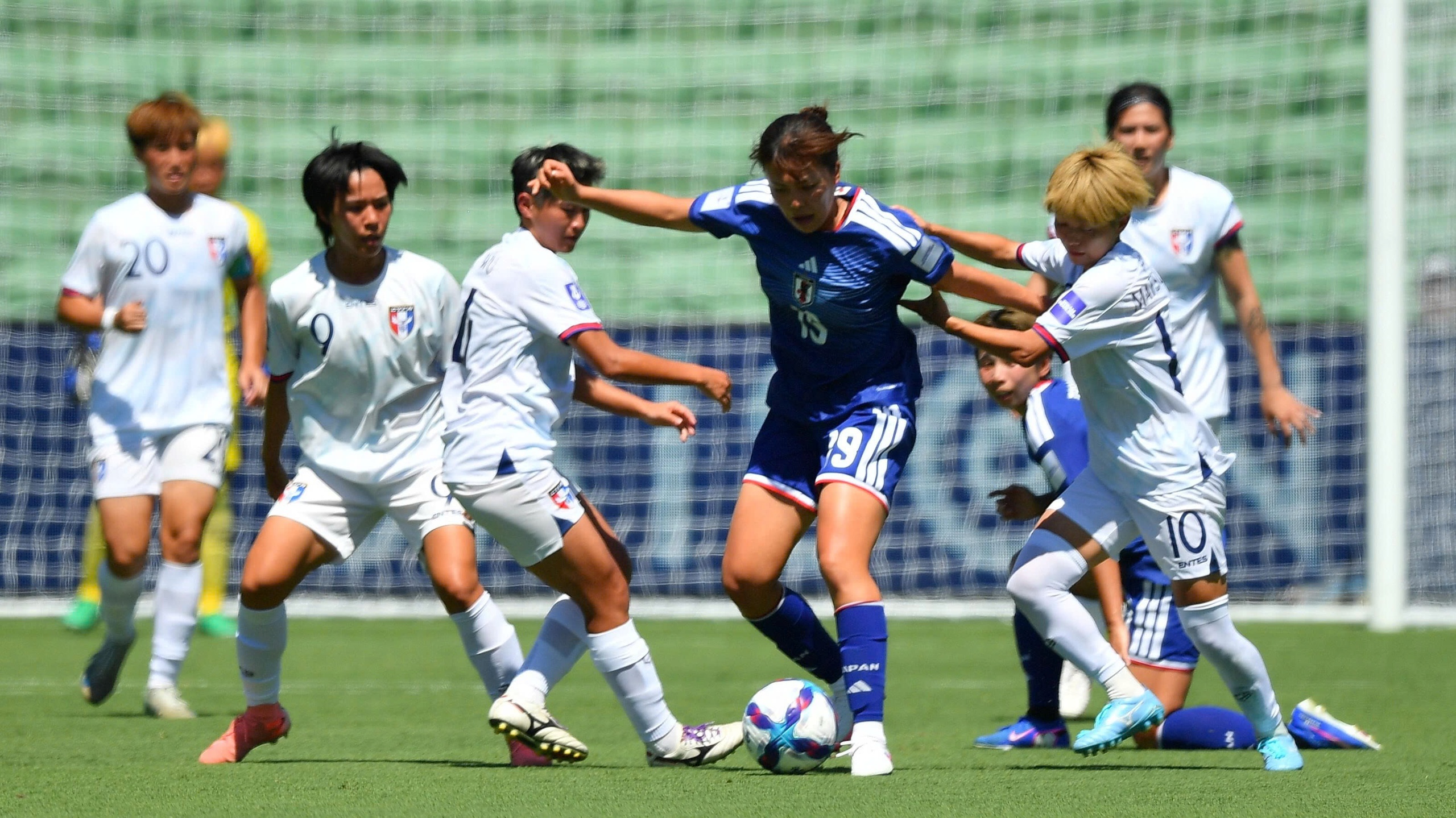 Cục diện bảng đấu của tuyển nữ Việt Nam sau lượt trận đầu tiên - Ảnh 3.