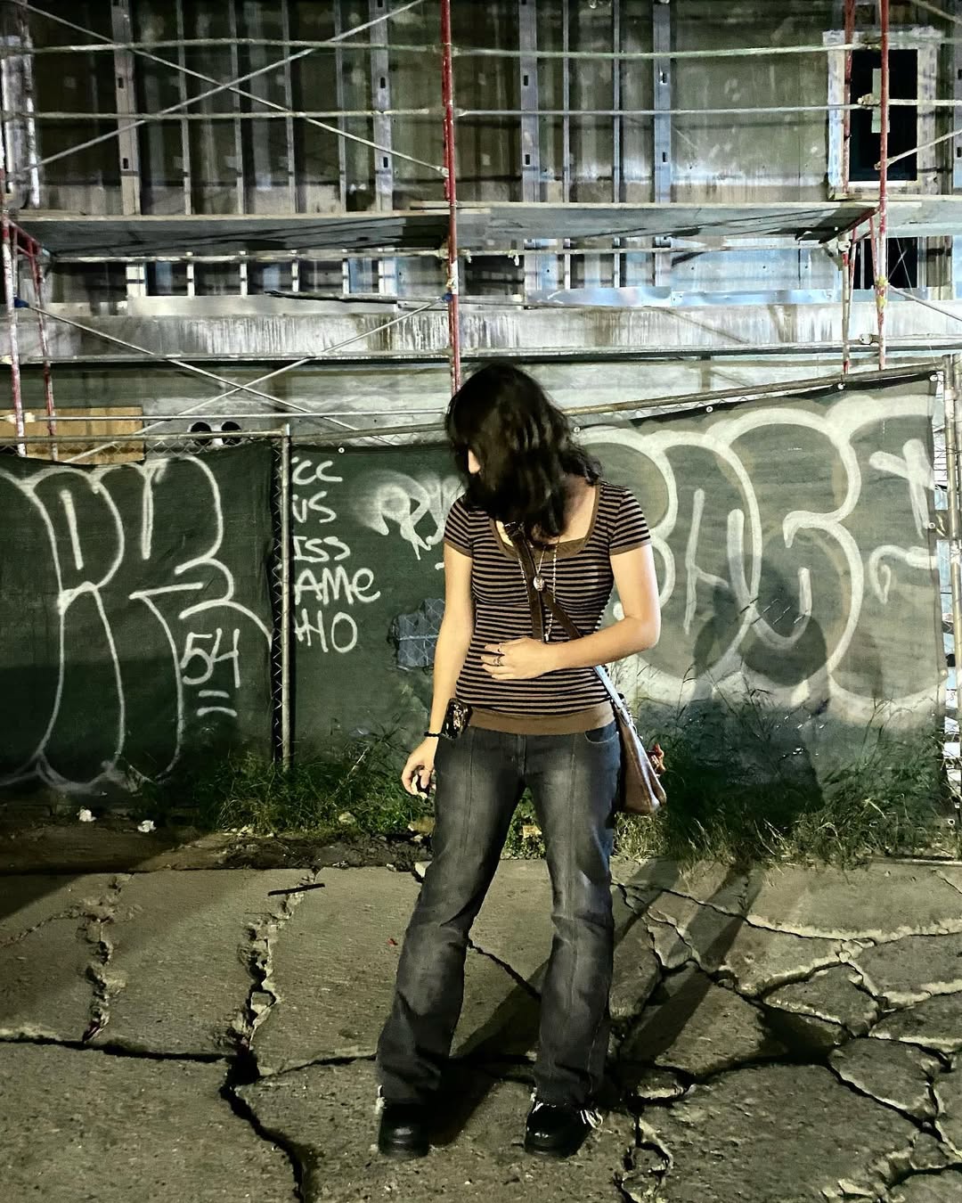 1772665358 366 Than thai gay bao toan cau gu thoi trang dinh