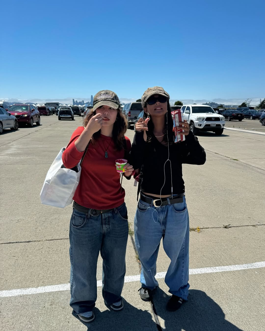 1772665362 409 Than thai gay bao toan cau gu thoi trang dinh