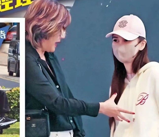 Showbiz có duy nhất 1 mỹ nhân diễn dở đến mức bị bạn diễn cạch mặt, quản lý mắng giữa đường cũng không dám cãi- Ảnh 4.