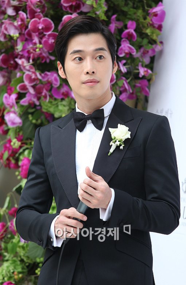 Nam thần cao 1m84 biến mất bí ẩn, thì ra đã cưới được thiên kim tập đoàn lớn và có con lớn tướng- Ảnh 5.