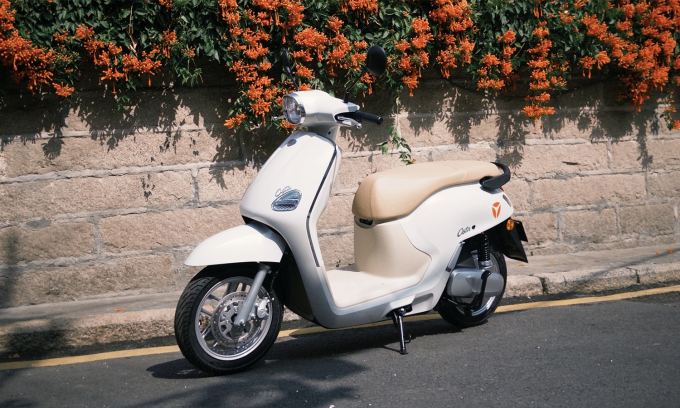 Thiết kế xe máy điện Yadea Osta. Ảnh: Chí Công