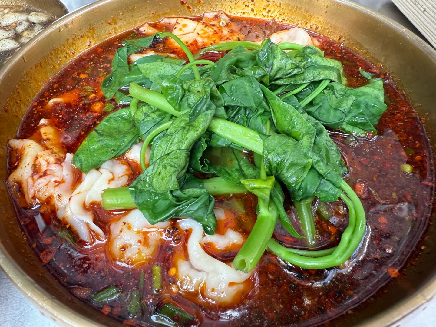 Thổ địa Trùng Khánh chỉ điểm: 8 món vỉa hè 