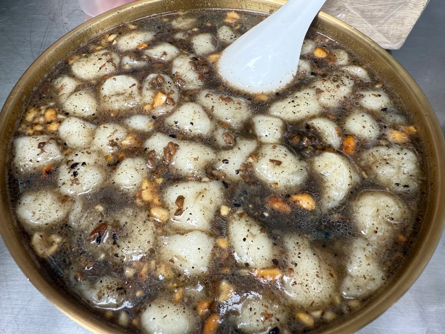 Thổ địa Trùng Khánh chỉ điểm: 8 món vỉa hè 