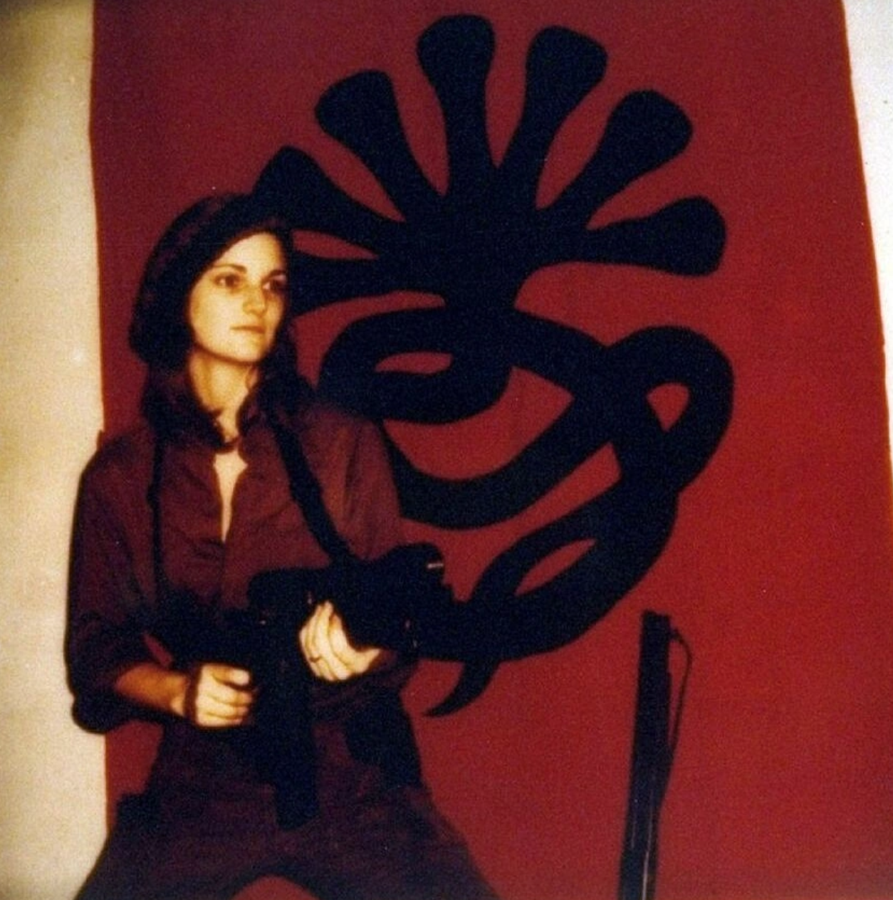 Cựu HLV The Face Mỹ có mẹ từng bị bắt cóc và tẩy não, sự nghiệp thăng hoa chỉ sau 1 lần test ống kính- Ảnh 5.