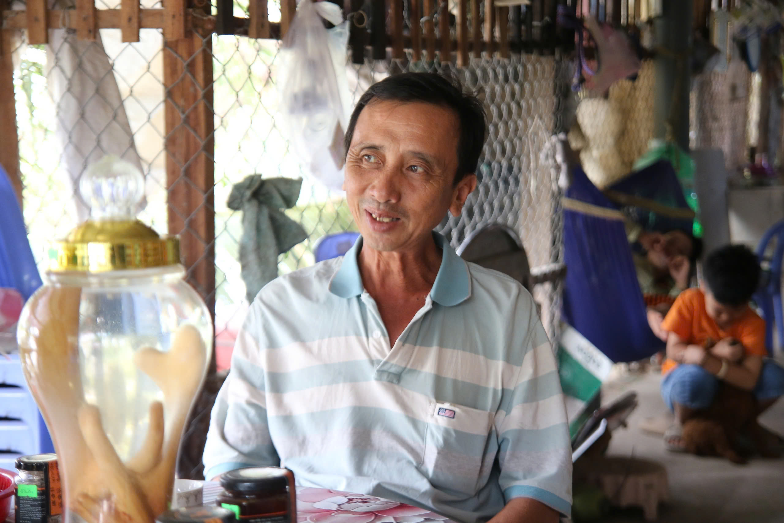 Bán bò chuyển sang nuôi hươu lấy nhung, nông dân miền Tây 'hái lộc' đều tay - Ảnh 4.