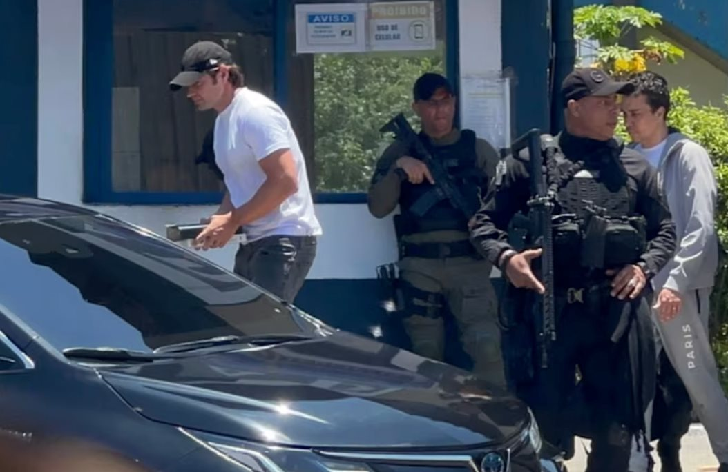 Thêm 1 bê bối rúng động toàn cầu: Ngân hàng lớn nhất Nam Mỹ sụp đổ, chủ sở hữu bị bắt khẩn lần 2 vì giám sát trái phép, hối lộ- Ảnh 2.