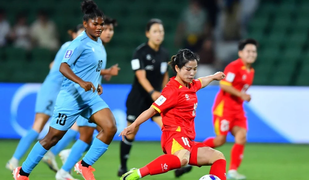 tuyen-viet-nam-van-su-nhu-y-hlv-mai-duc-chung-van-noi-an-may (3).jpg