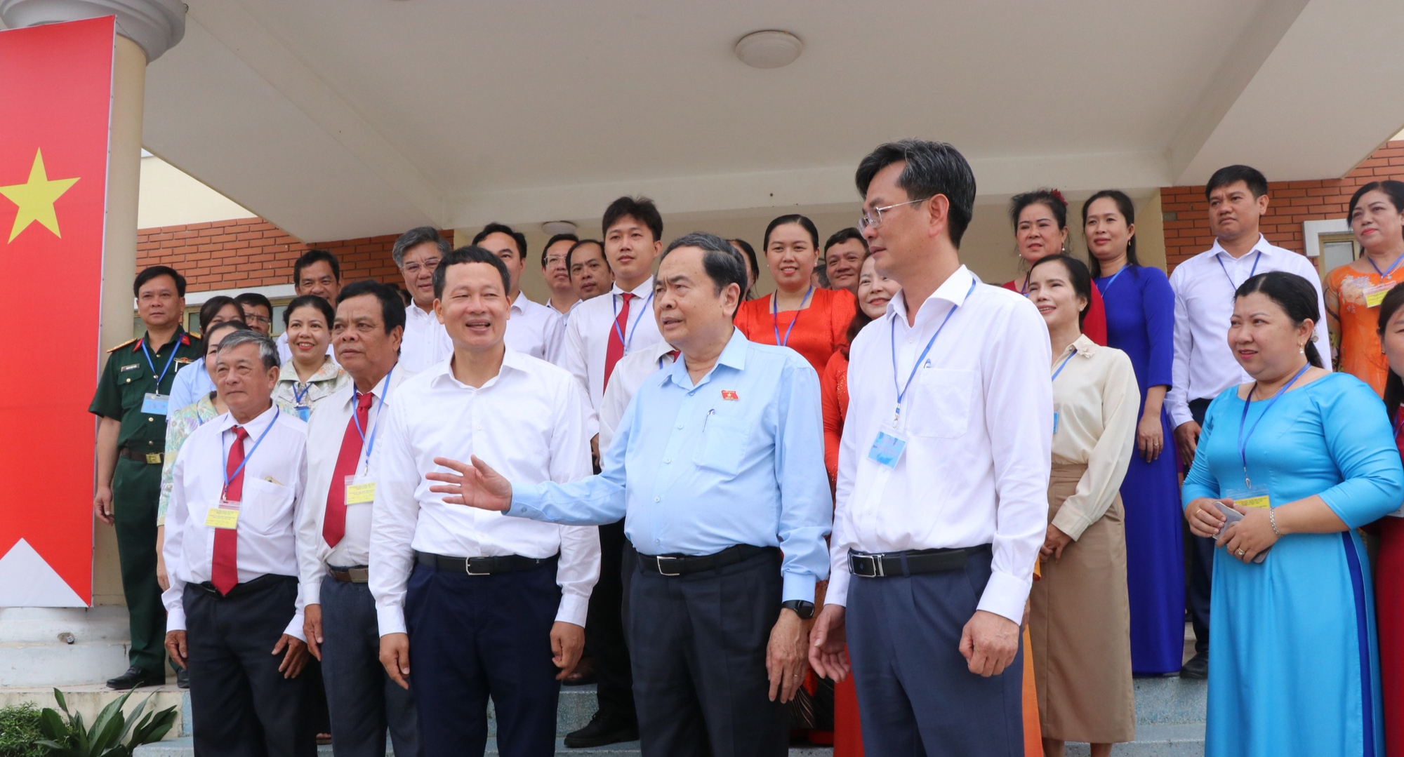 Chủ tịch Quốc hội Trần Thanh Mẫn kiểm tra công tác bầu cử tại Đồng Nai - Ảnh 3.