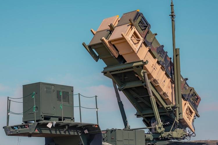 Quan chức Mỹ thừa nhận không thể ngăn chặn hết UAV Iran? - Ảnh 2.