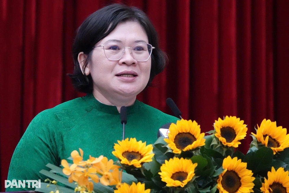 Ca sĩ Anh Tú chia sẻ về hành trình nghệ thuật tại buổi gặp lãnh đạo TPHCM - 3