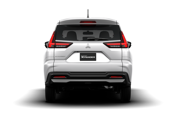 Mitsubishi Xpander MT 2026 ra mắt Việt Nam: Đổi sang nhập khẩu, giá 568 triệu, nội thất xịn hơn - Ảnh 5.