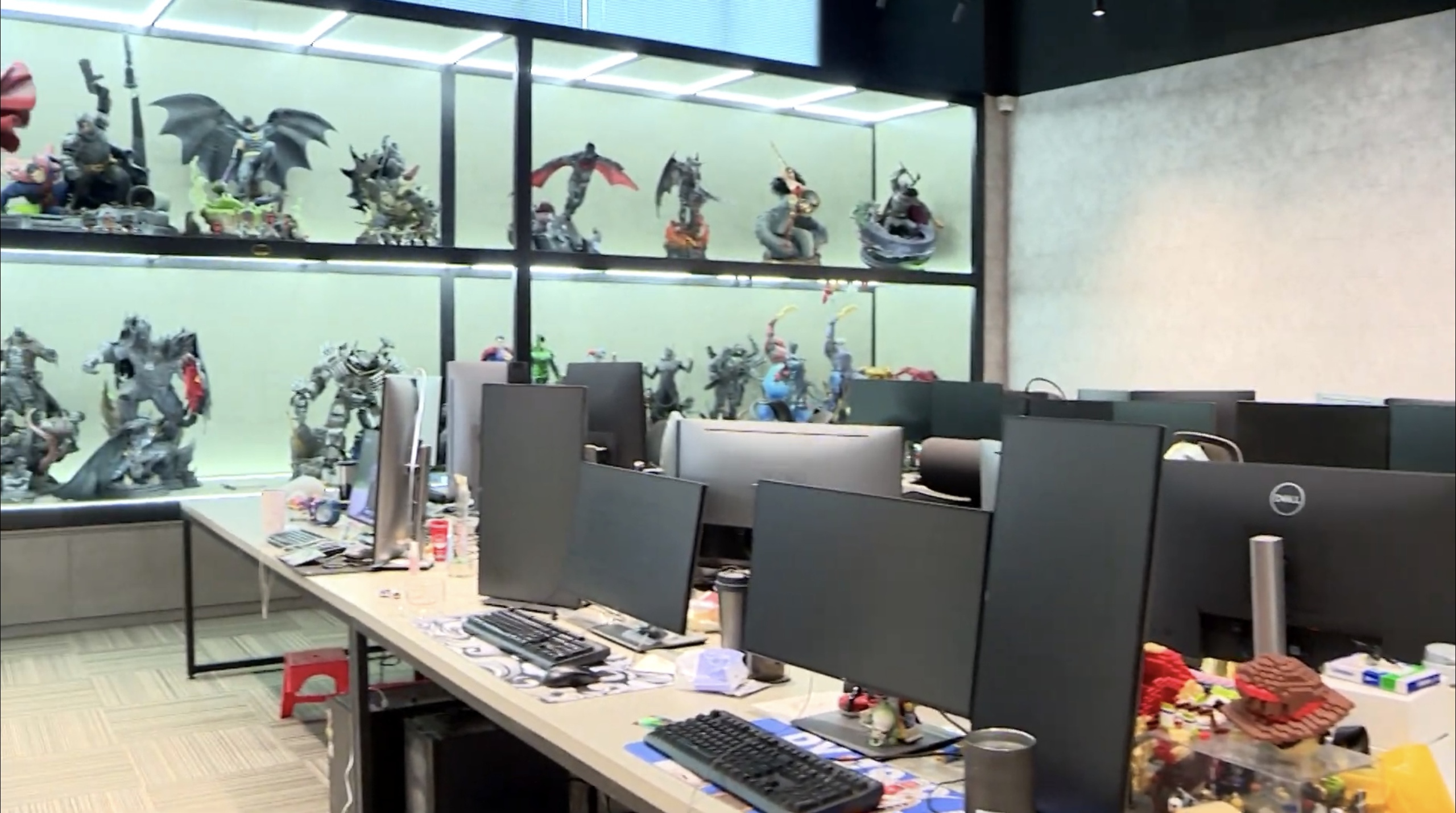 Vụ ‘Xôi Lạc TV’: Bình luận viên tiết lộ mức thù lao và cường độ làm việc - Ảnh 2.