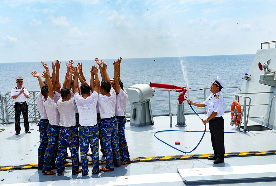 - Ảnh 6. - Ảnh 6.