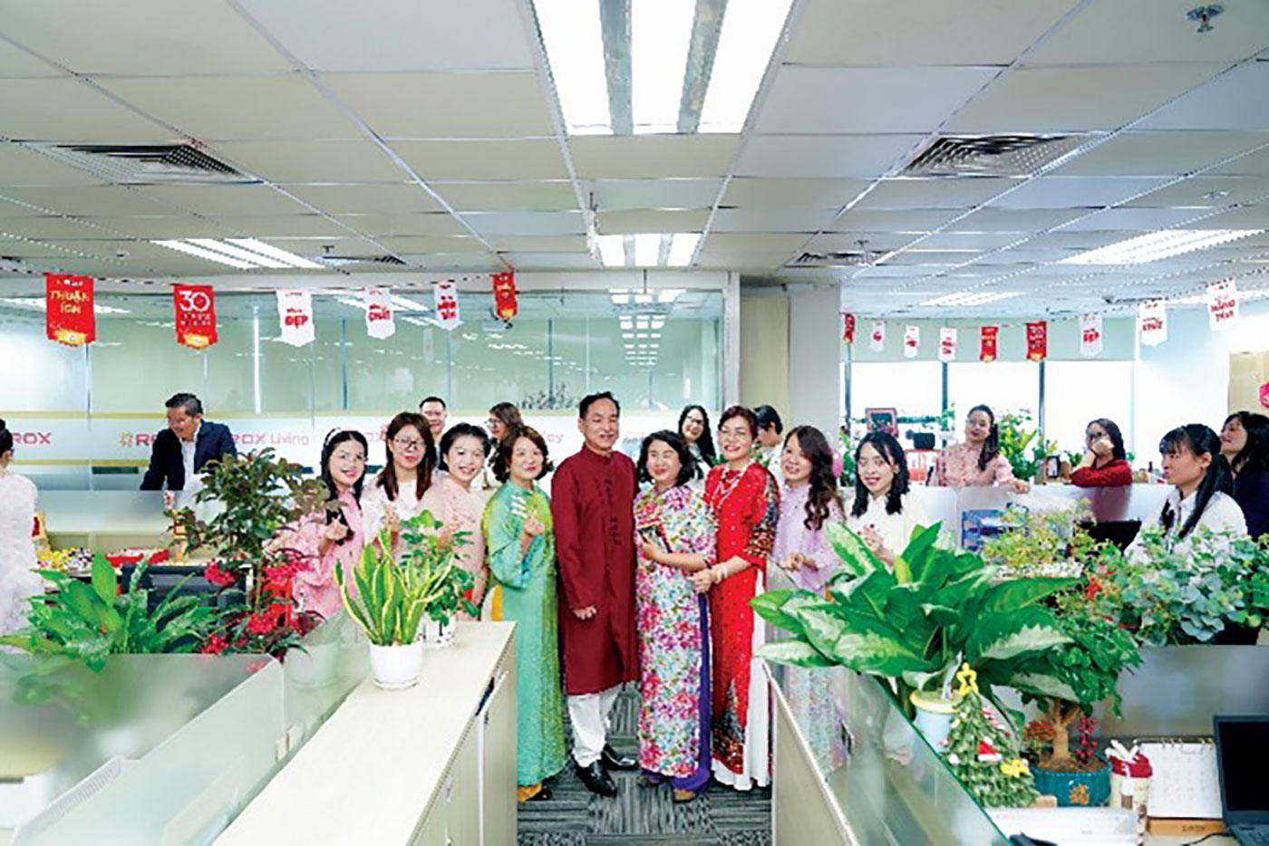 Ba thập kỷ kiến tạo vươn xa của ROX Group - Ảnh 4.