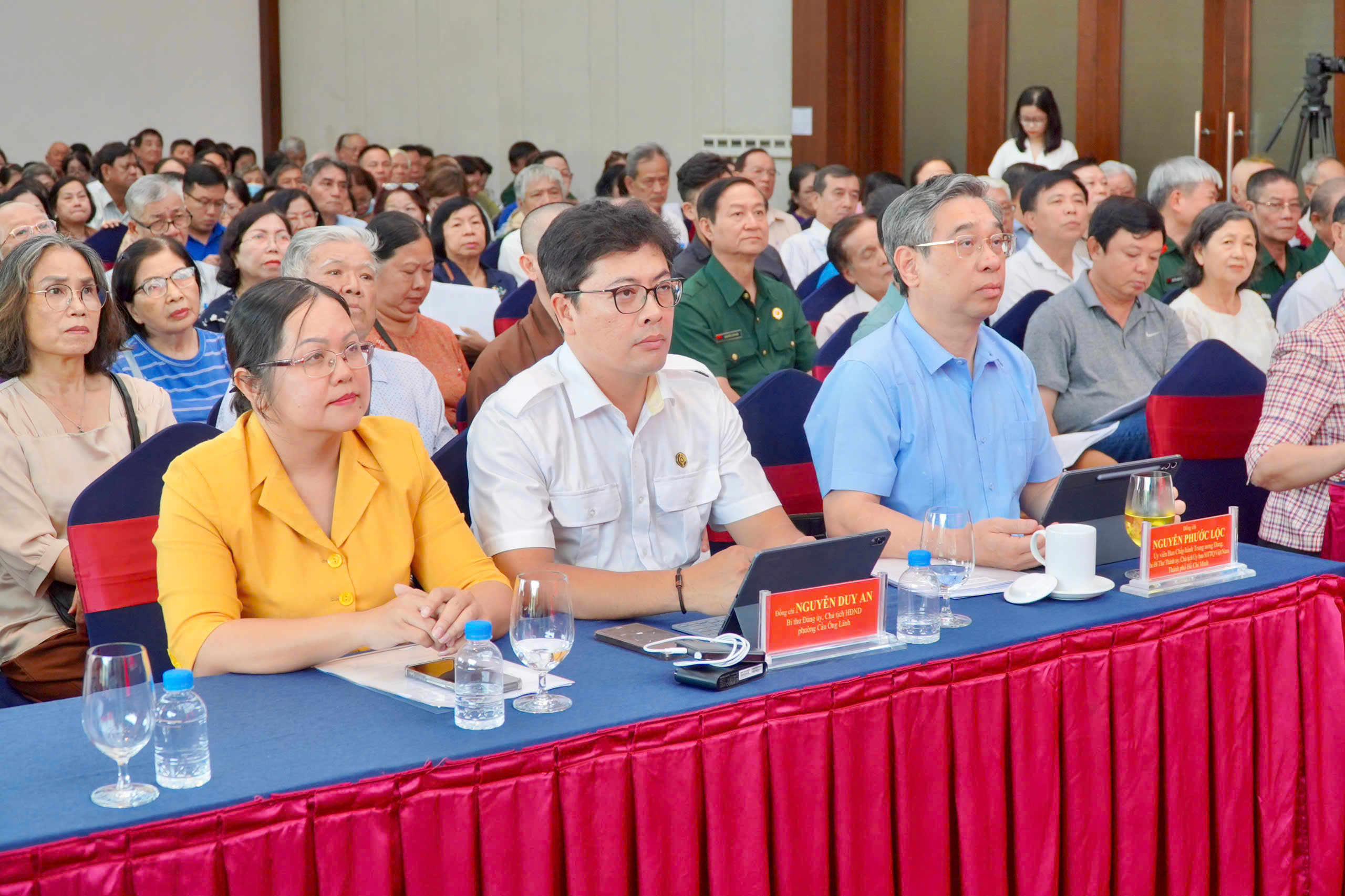 Bí thư thành ủy TPHCM khảo sát khu Mã Lạng và chợ Gà Gạo Vì lợi ích người dân - Ảnh 2.