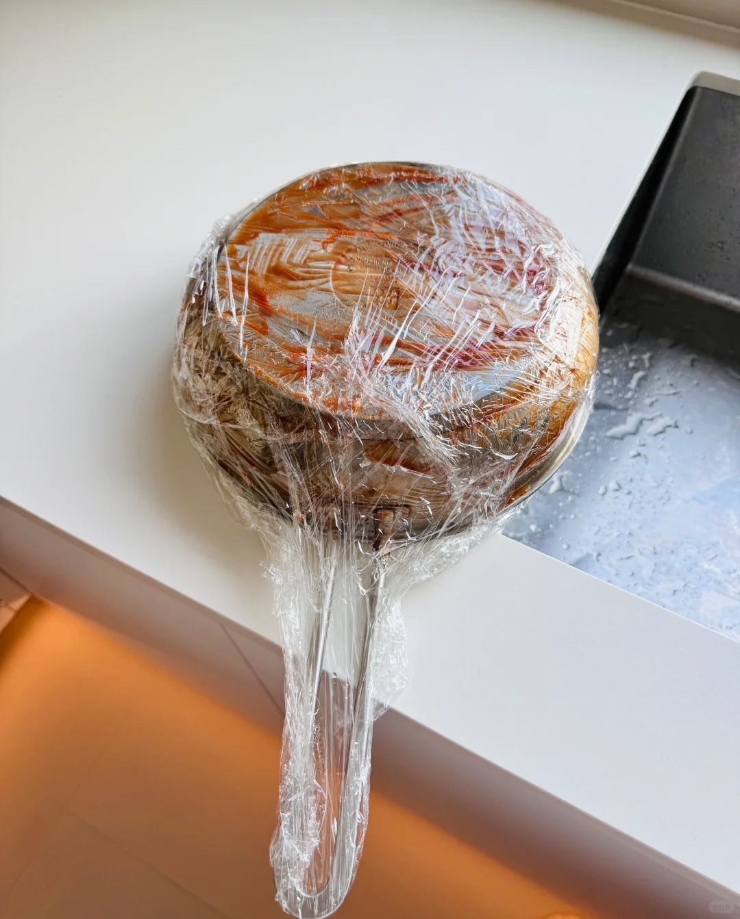 Thánh thần ơi, chiếc nồi 20 năm tuổi của mẹ tôi đến giờ vẫn sáng bóng nhờ bí quyết này- Ảnh 3.