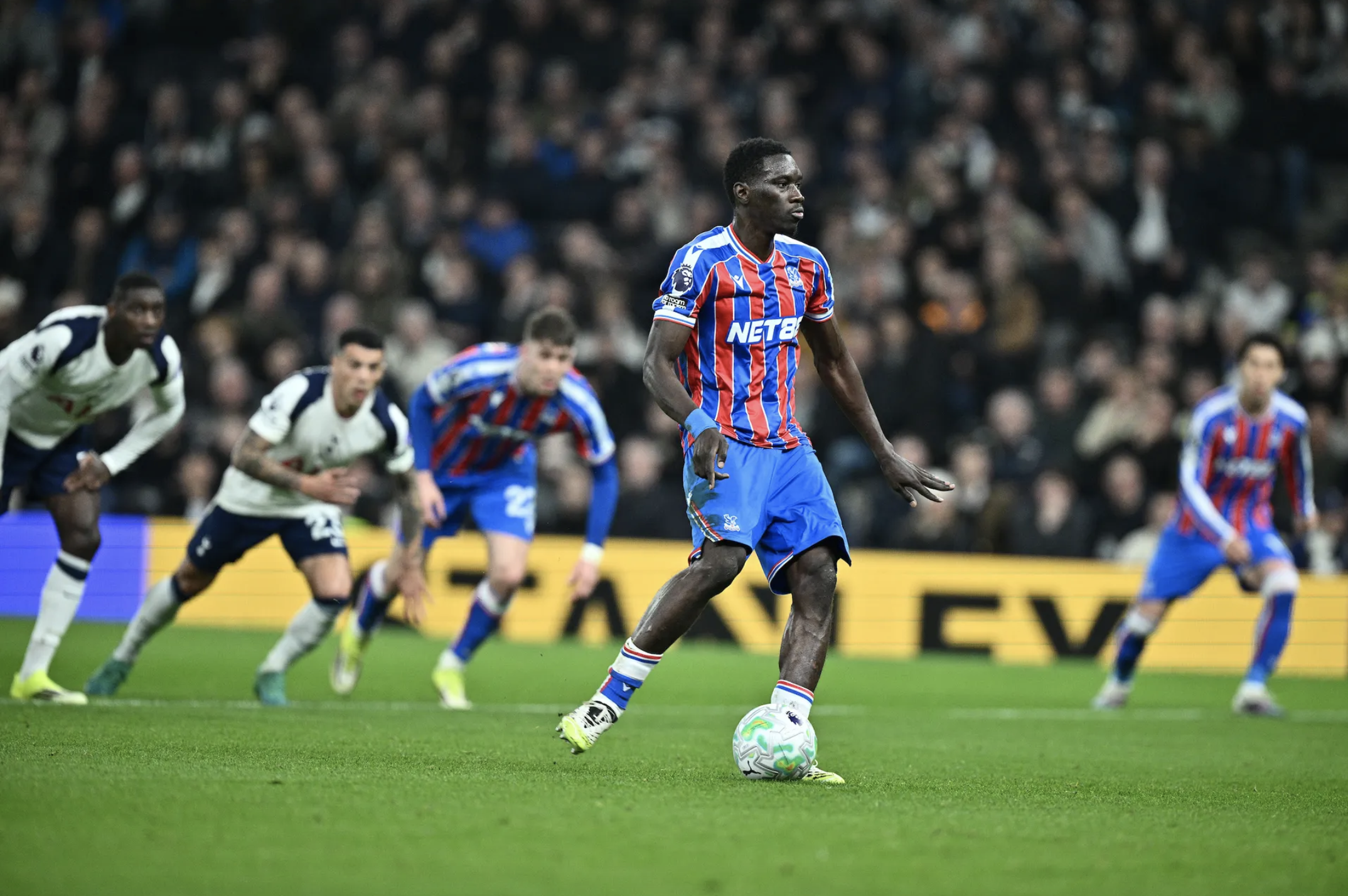 Tottenham sụp đổ 10 phút bù giờ, thua sốc Crystal Palace sân nhà - Ảnh 4.