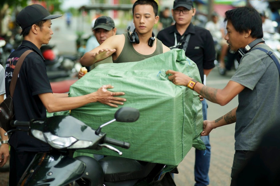 Mai Tài Phến: “Nếu nói tôi và Mỹ Tâm là bạn bè, mọi người có tin không?” - 2
