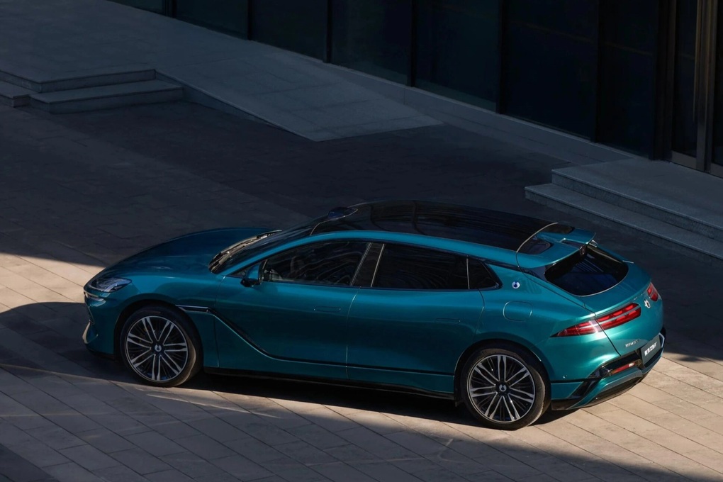 Xe điện có tầm hoạt động dài nhất thế giới ra mắt, sạc nhanh chỉ 5 phút - 2