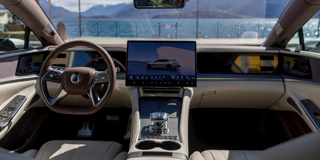 Xe điện có tầm hoạt động dài nhất thế giới ra mắt, sạc nhanh chỉ 5 phút - 3