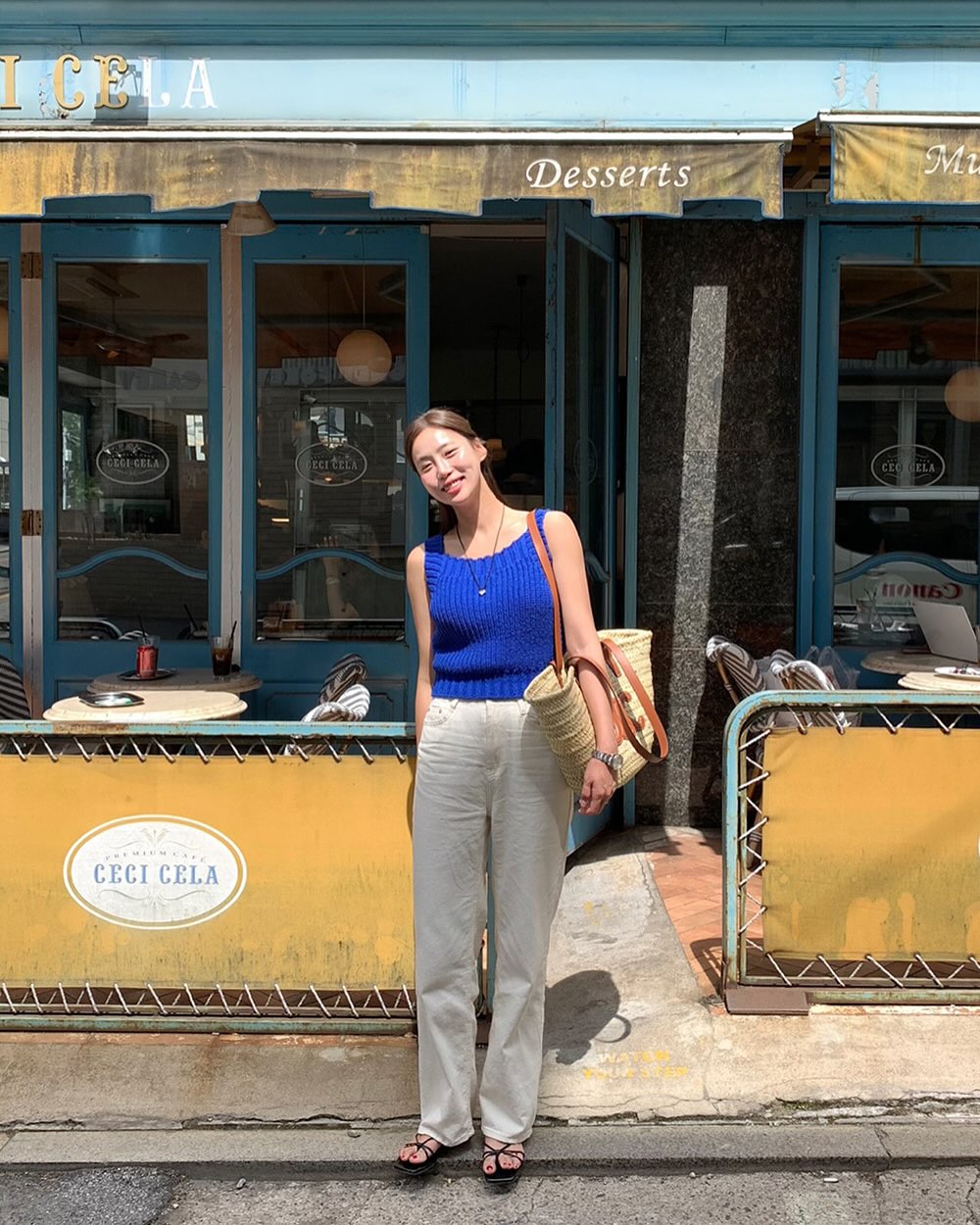 Bước sang mùa hè, chị em nào cũng trẻ hẳn ra nhờ 5 món thời trang 