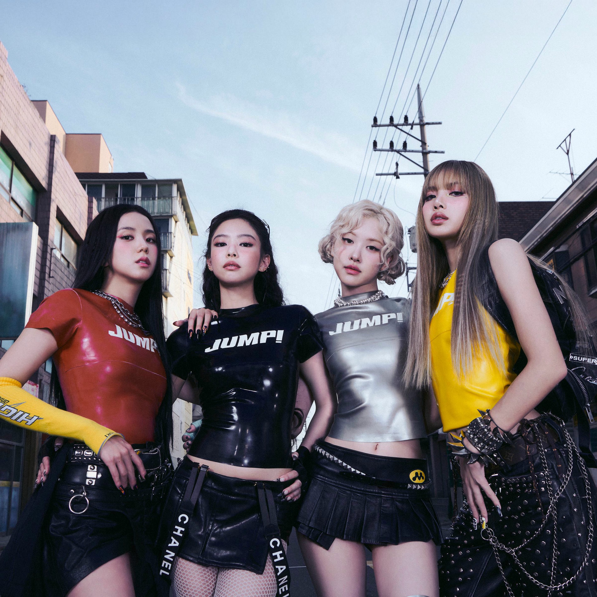 Jisoo khó chịu ra mặt trước câu hỏi về BLACKPINK- Ảnh 5.