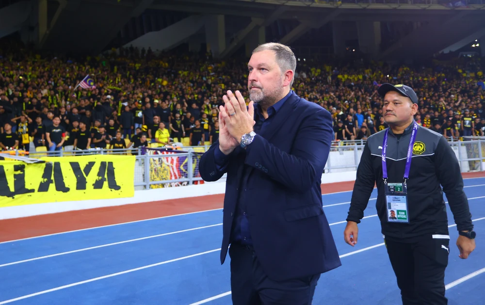 doi-tuyen-malaysia-roi-loan-truoc-chuyen-lam-khach-viet-nam (2).jpg