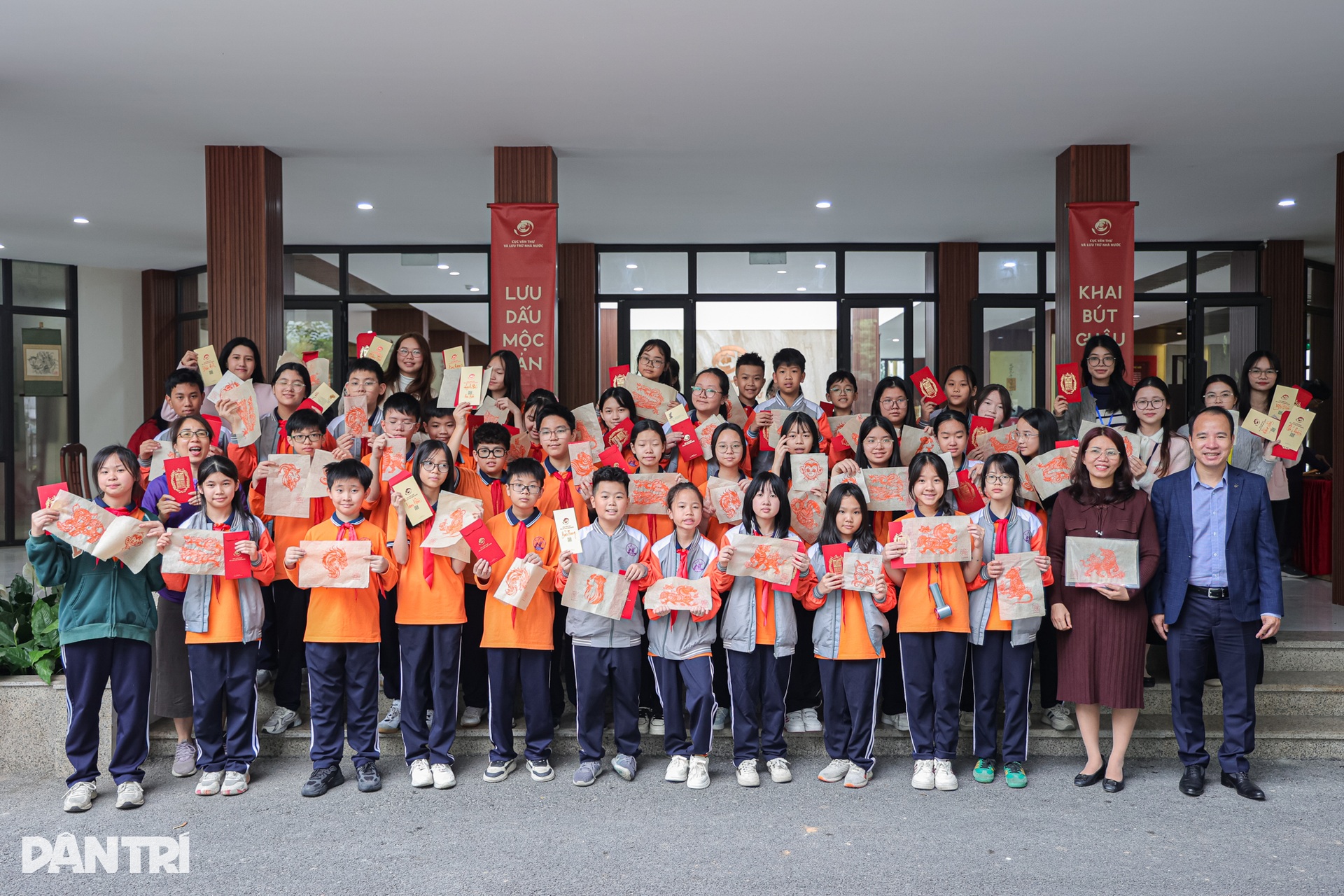 Gần 1.000 người đến “Thưởng lãm Châu phê - Lưu dấu Mộc bản” tại Hà Nội - 14