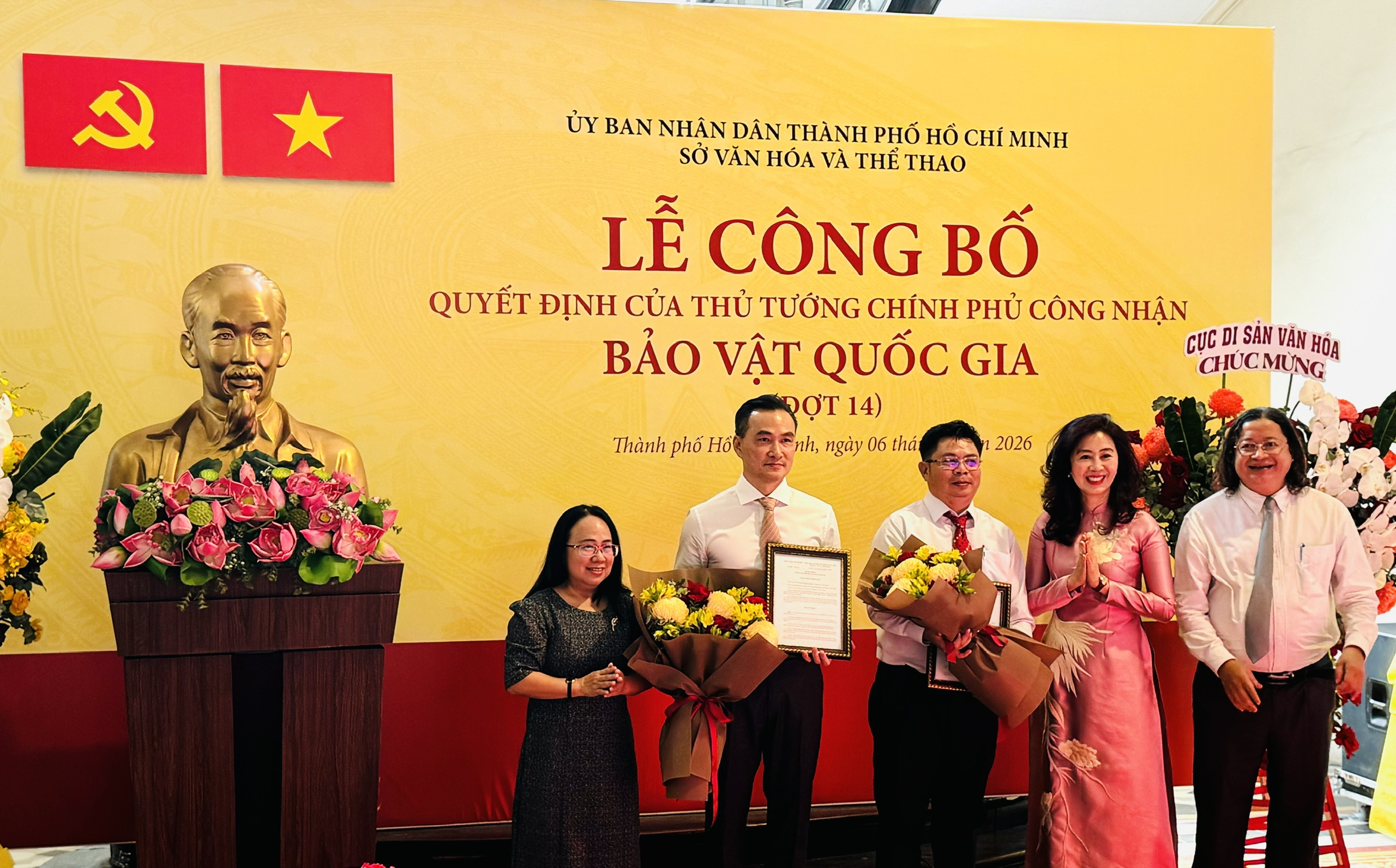 Cận cảnh hai bảo vật quốc gia mới của TP.HCM- Ảnh 2.