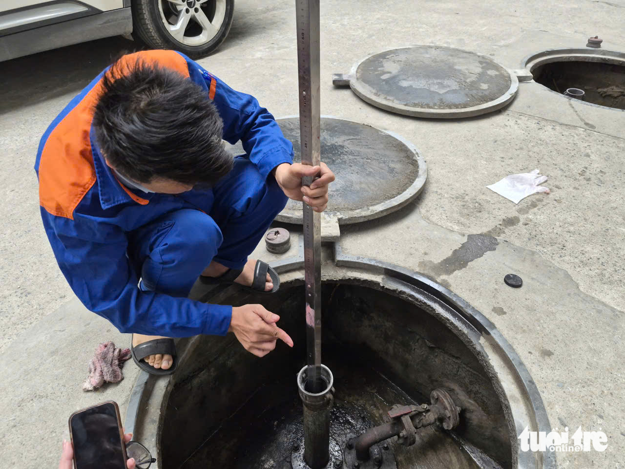 hết xăng - Ảnh 3.