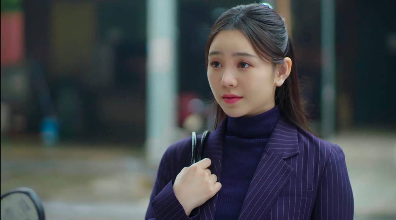 Quỳnh Kool xinh đẹp nhưng không 