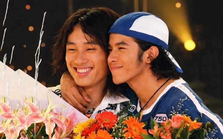 Bước ra từ cuộc thi, cuộc đời, sự nghiệp của hai ca sĩ nhiều khác biệt.