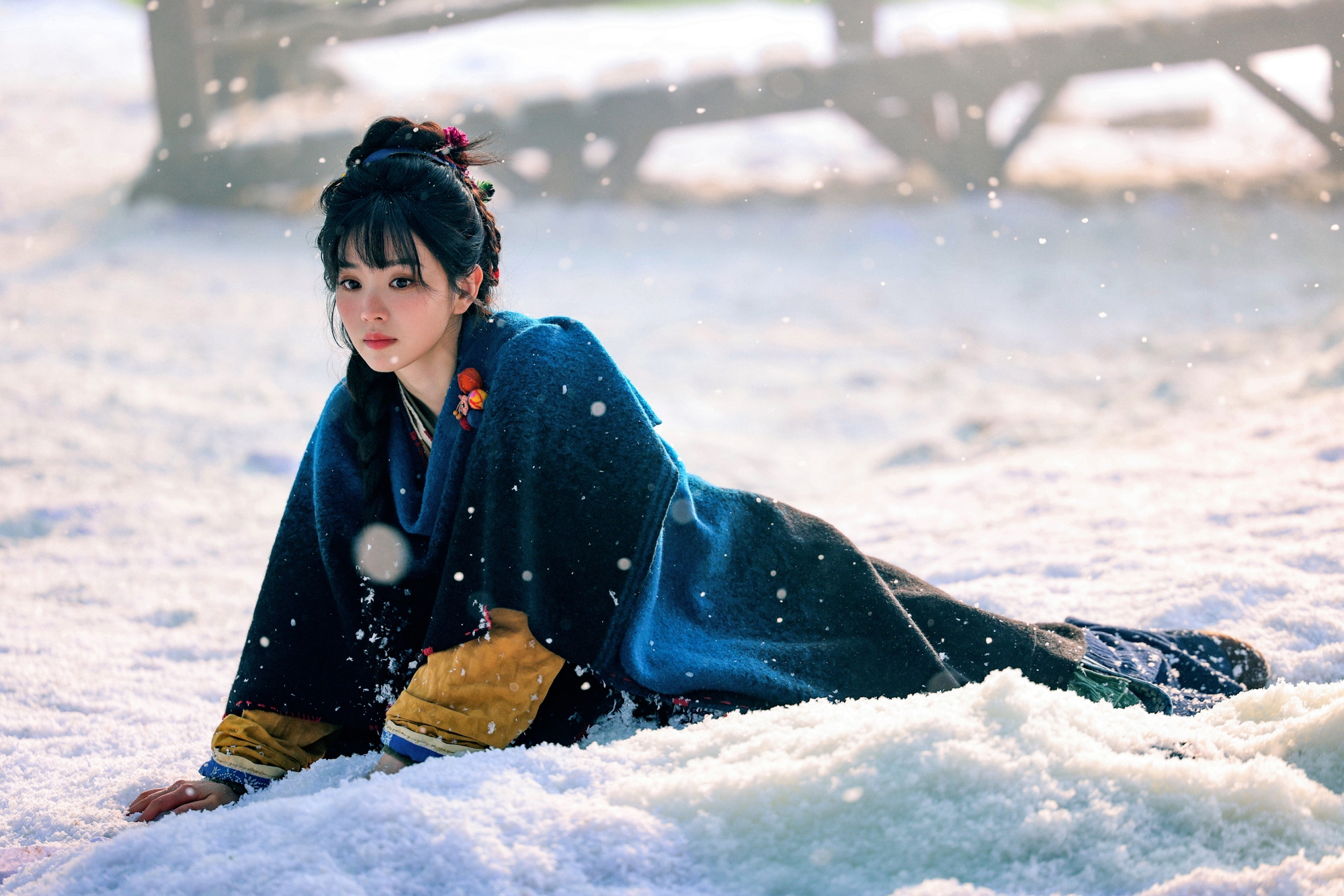 Mới có 1 phim Trung Quốc ai xem cũng khen hay: Nữ chính trời sinh làm búp bê cổ trang, phá kỷ lục 2026 nhanh không tưởng- Ảnh 4.