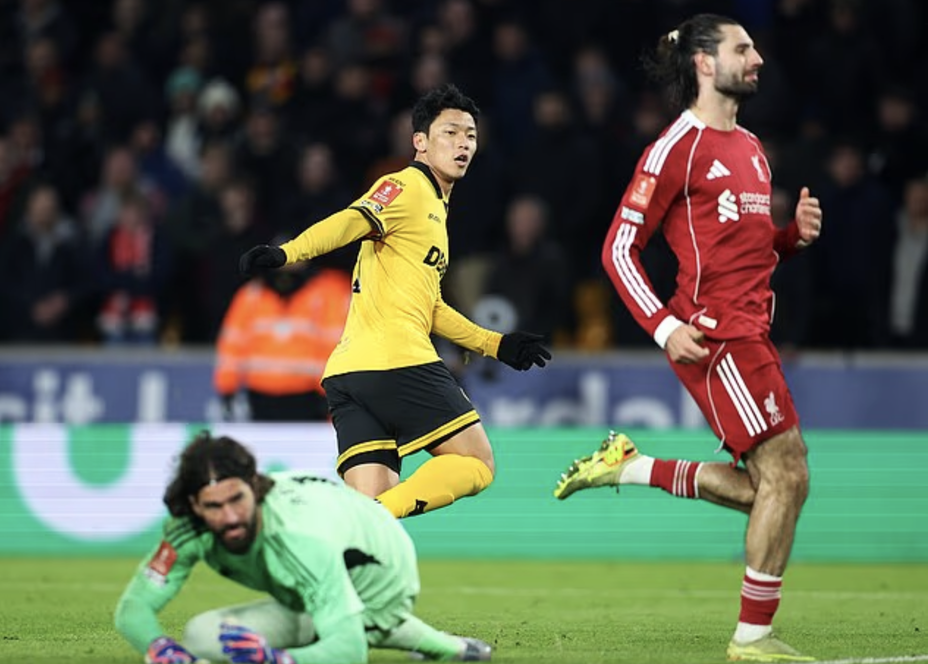 Đòi nợ thành công Wolverhampton, Liverpool bùng nổ vào tứ kết FA Cup - Ảnh 7.