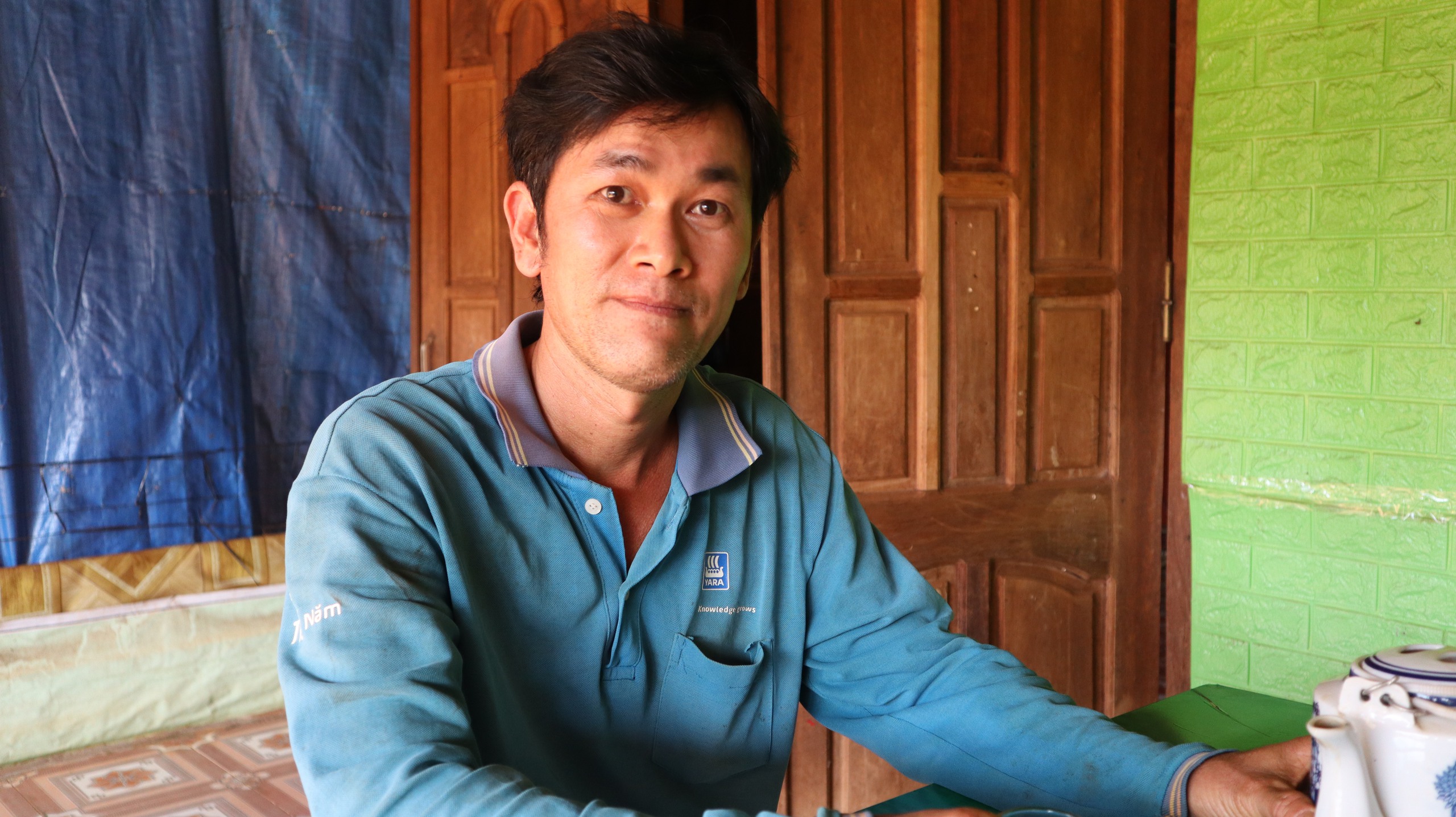 Ông Dũng khuyết tật đội nắng vá đường ở Đồng Nai, có tiền cũng không làm được- Ảnh 8.