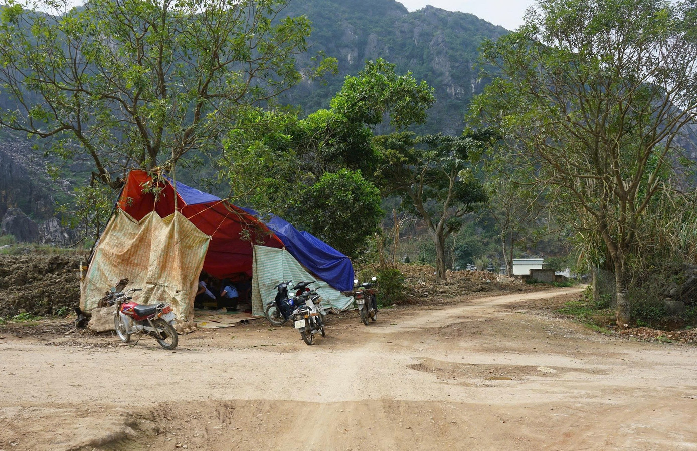 Lý do bãi rác lớn nhất Thanh Hóa chưa thể mở cửa trở lại- Ảnh 2.