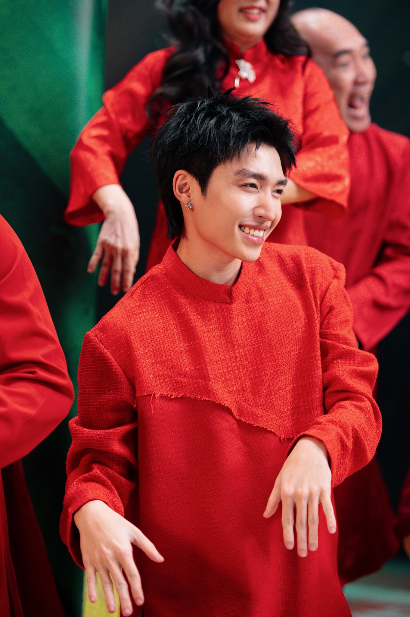 1 Anh Trai đột ngột xin lỗi, bất lực nói “cố hết sức rồi”- Ảnh 2.