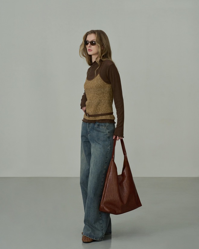 Làm mới phong cách cùng những mẫu áo nữ điệu đà, xinh tươi- Ảnh 6.